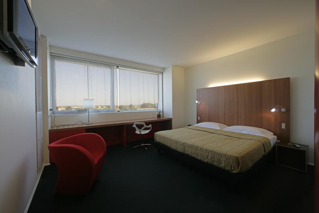 New Ipoint Hotel سان جوفانّي إن بيرْس الغرفة الصورة